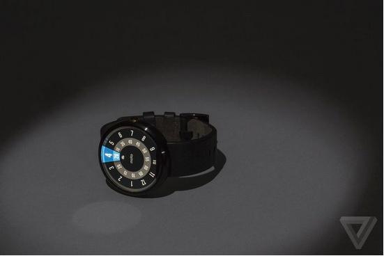 九款主流智能手表綜合評分：誰最值得購買 優缺點 Moto 360 Pebble Steel 智能手表 智能手表  第2張