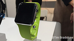 多款國(guó)產(chǎn)智能手表亮相CES遭英媒狠批：純抄蘋(píng)果 Apple Watch 山寨蘋(píng)果手表 CES2015 熱點(diǎn)動(dòng)態(tài)  第3張