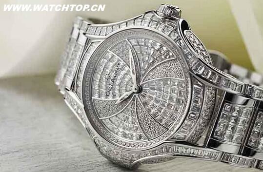 瑰麗圣誕—— 寶齊萊Diva Haute Joaillerie限量珠寶腕表 Diva Haute Joaillerie 圣誕 寶齊萊 珠寶 腕表 熱點(diǎn)動態(tài)  第4張