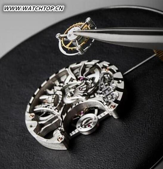 寶格麗 Serpenti Incantati 鏤空陀飛輪珠寶腕表 Serpenti Incantati 珠寶 寶格麗 陀飛輪 腕表 新表預(yù)覽  第3張