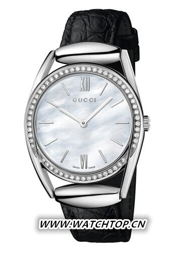 李宇春佩戴Gucci Horsebit鉆石款腕表亮相芭莎之夜 芭莎之夜 Gucci Horsebit 鉆石 李宇春 Gucci 腕表 熱點動態  第2張