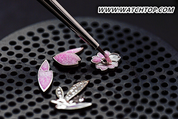 Charms Extraordinaire Fée Sakura腕表 Extraordinaire Fée Sakura Charms 腕表 新表預覽  第2張