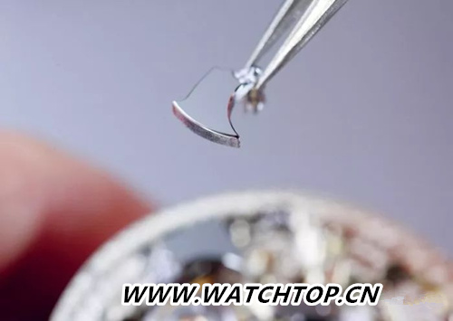 水晶般的天籟嗓音 Chopard 蕭邦L.U.C Full Strike三問表 腕表 蕭邦 行業資訊  第4張